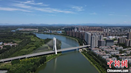 天富官方注册：京津冀协同发展促小城燕郊巨变